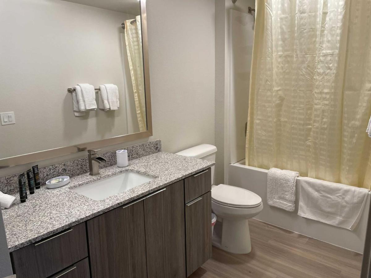 Stay Gia New Modern 1 Bedroom Apartment With Swimming Pool & Gym At Grayson Place Goodyear Exterior photo