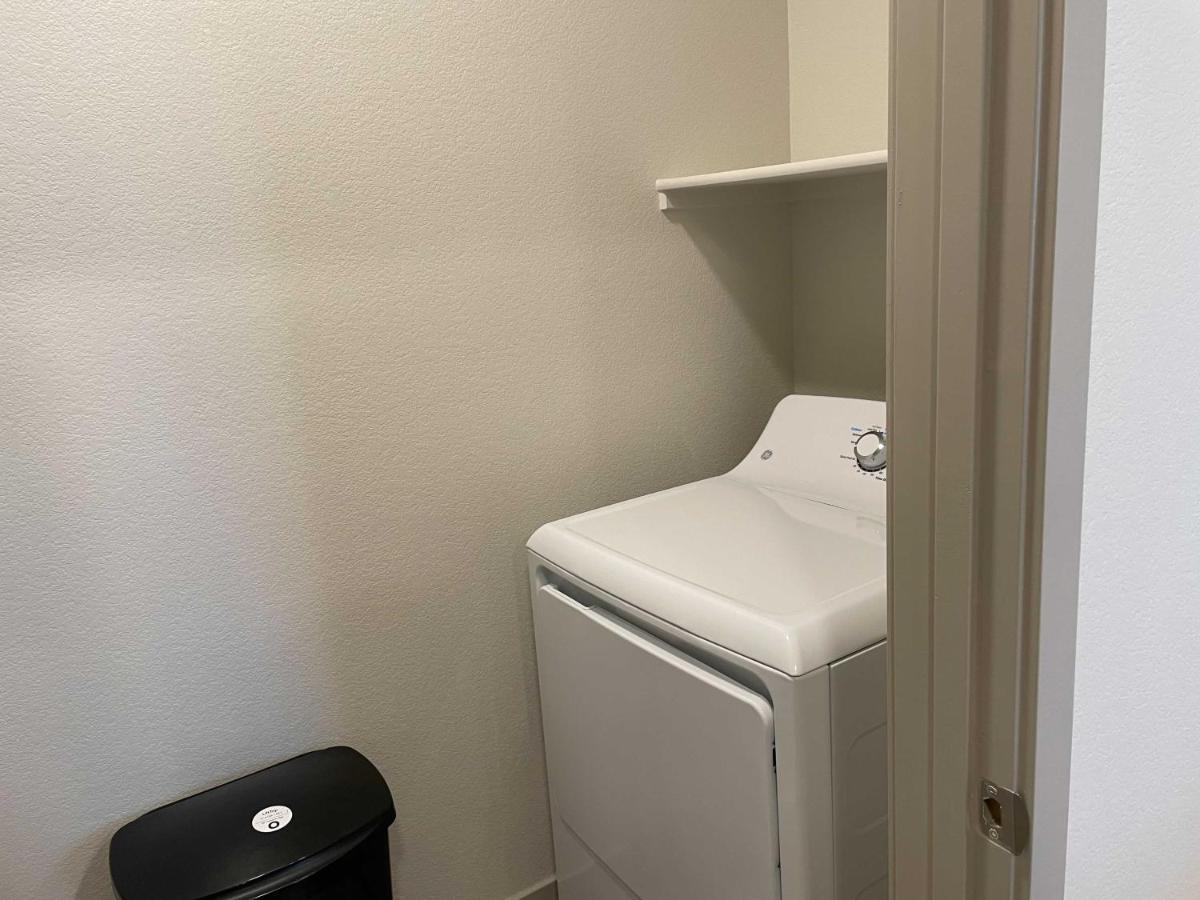 Stay Gia New Modern 1 Bedroom Apartment With Swimming Pool & Gym At Grayson Place Goodyear Exterior photo
